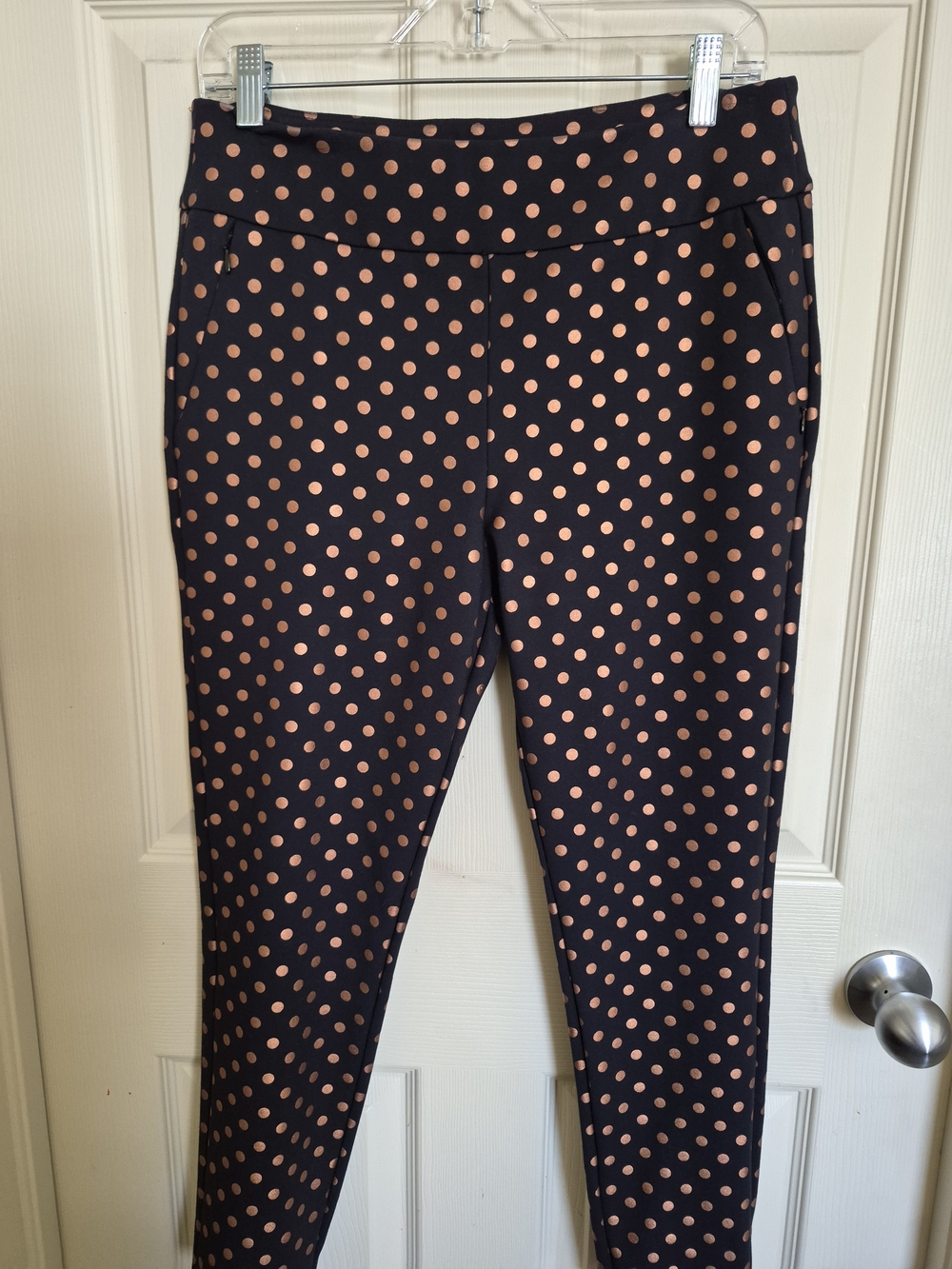 Womens M Soft Surroundings Black Slacks with Gold Polka Dots